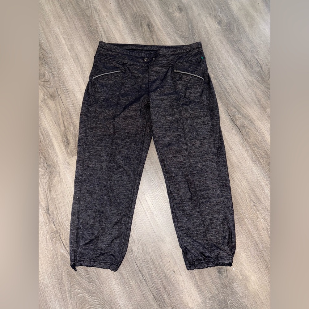Athleta | Black Crop Sweat Pants